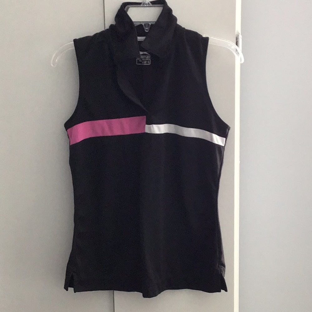 Women’s golf shirt